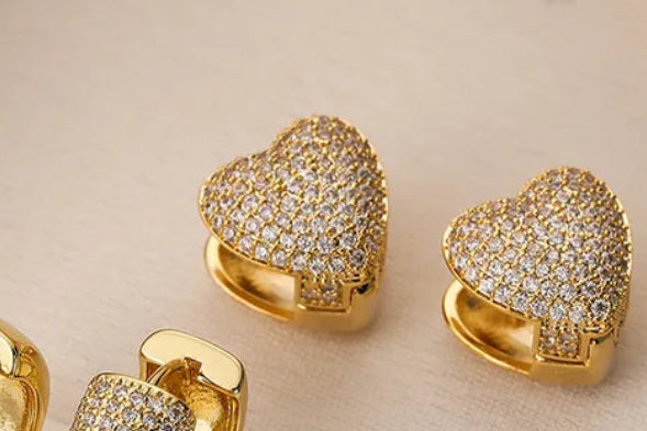 Heart shape stud with white stones