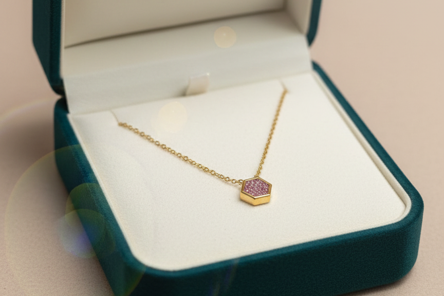 Chain with Peach colour pendant
