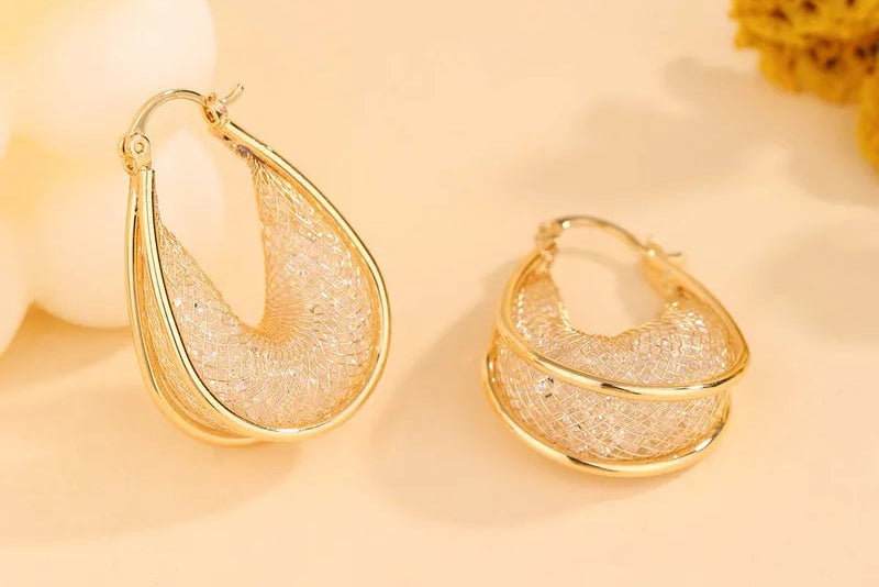Golden Hollow Mesh Crystal Earrings