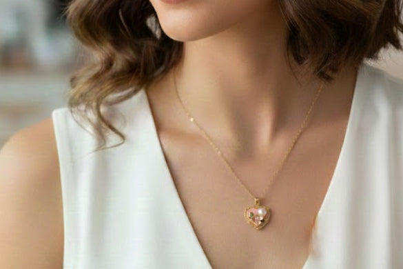 Chain with pearl heart shaped pendant