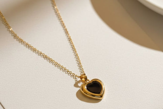 Chain with Black heart pendant